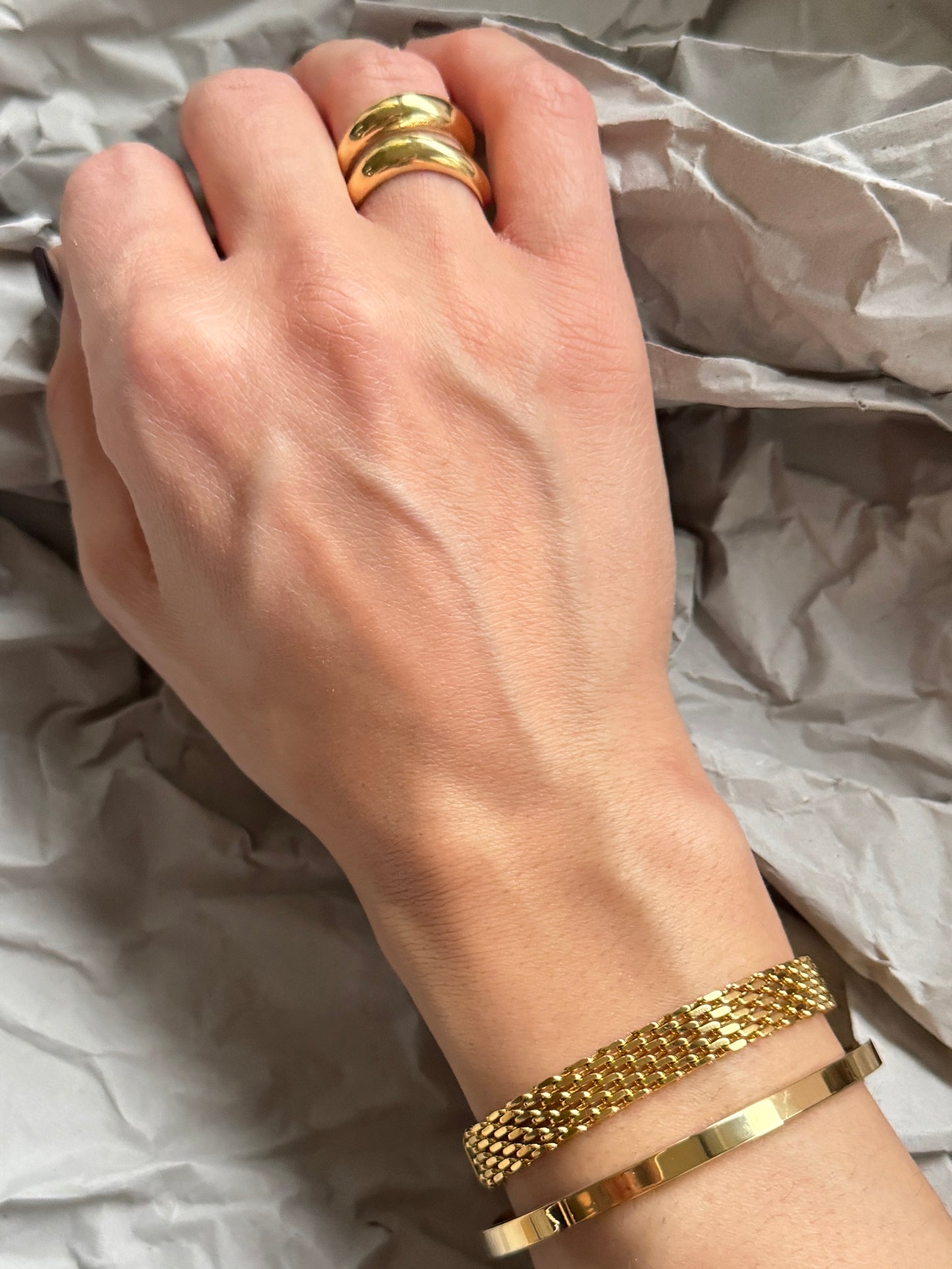 Golden Mesh Armband