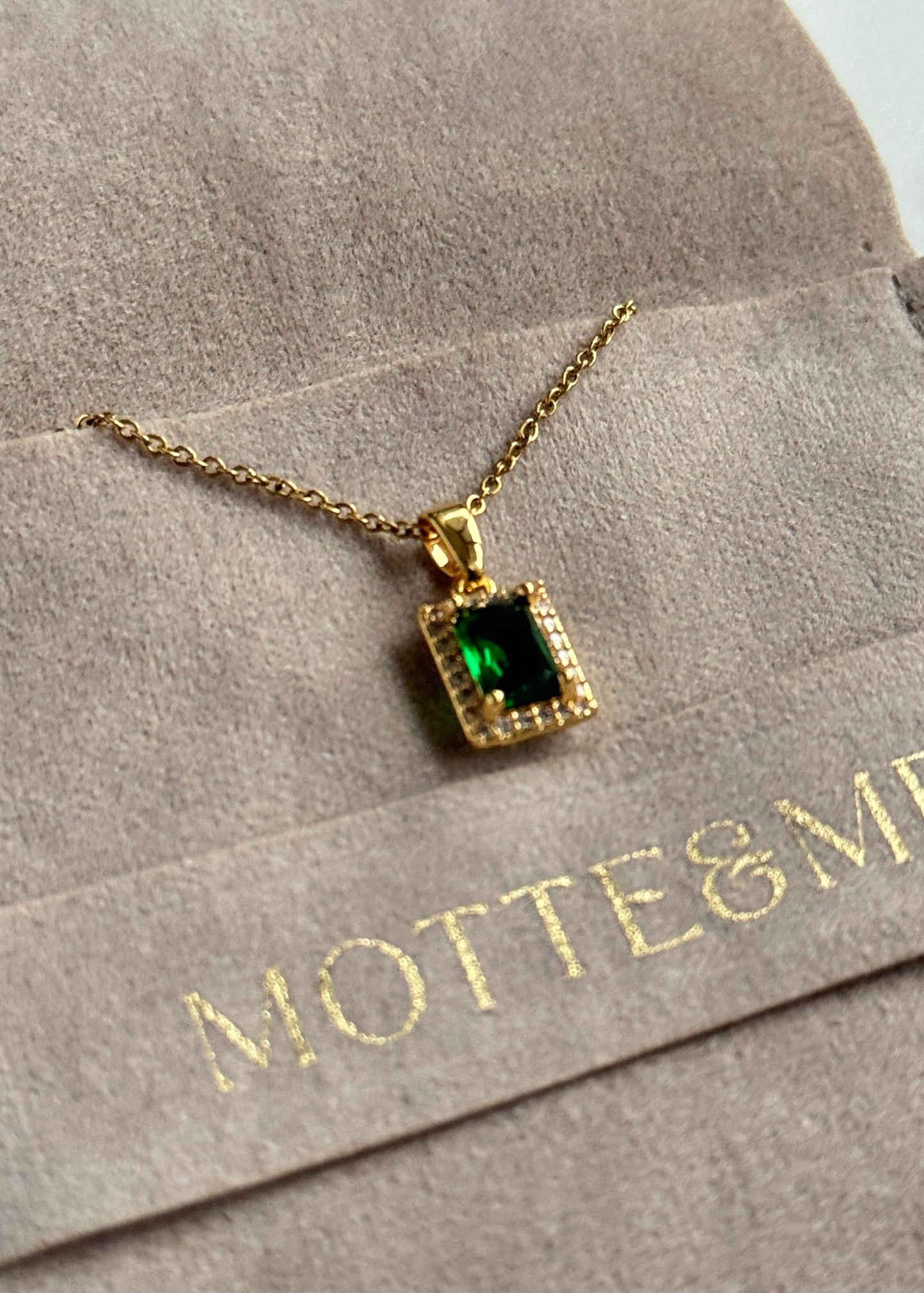 Verdant Necklace