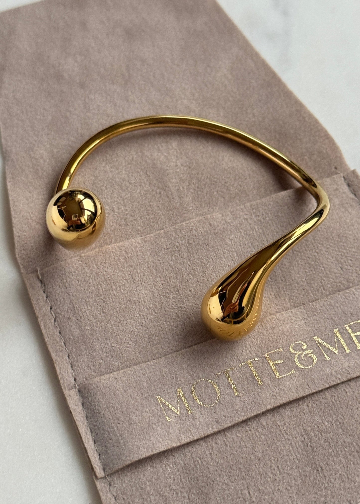 Golden Drop Arm Cuff