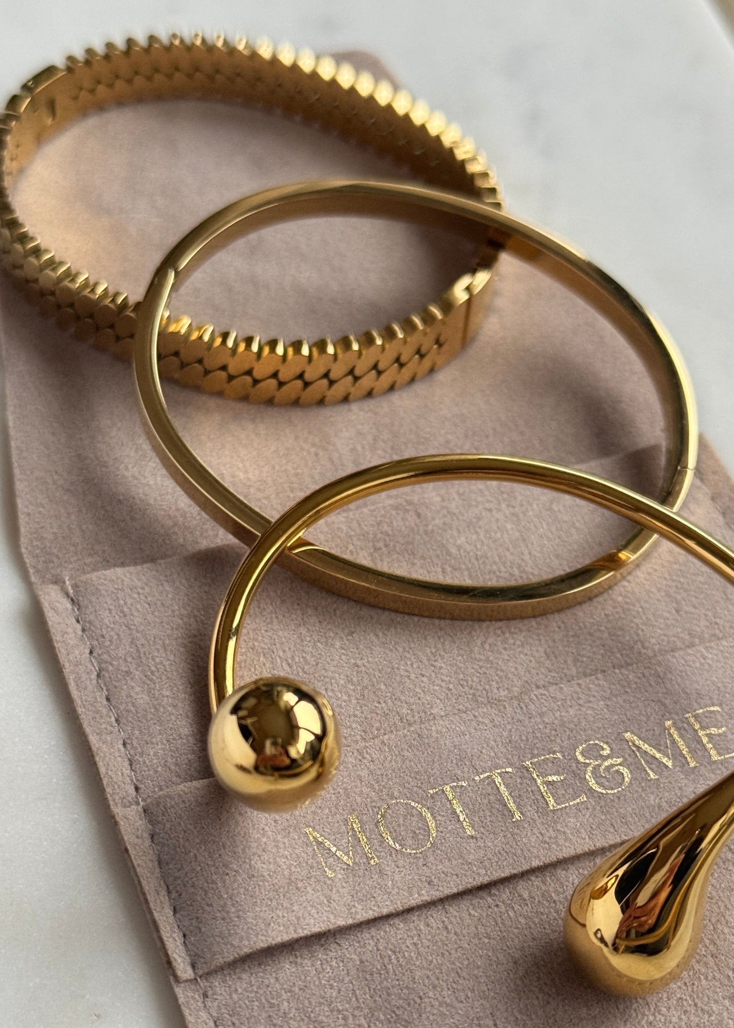 Golden Drop Arm Cuff