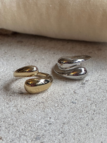 Golden Teardrop Ring