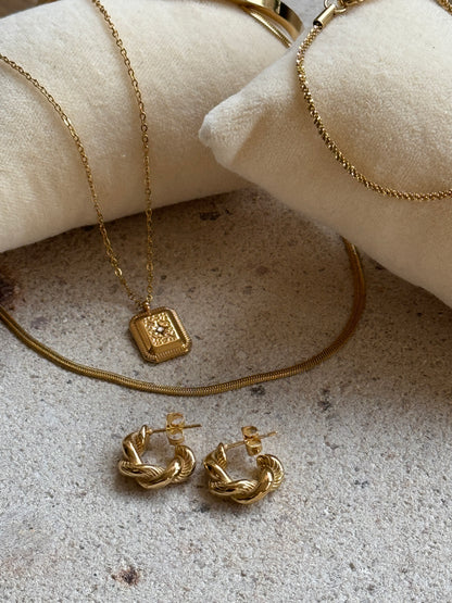 Golden mini vintage Hoops